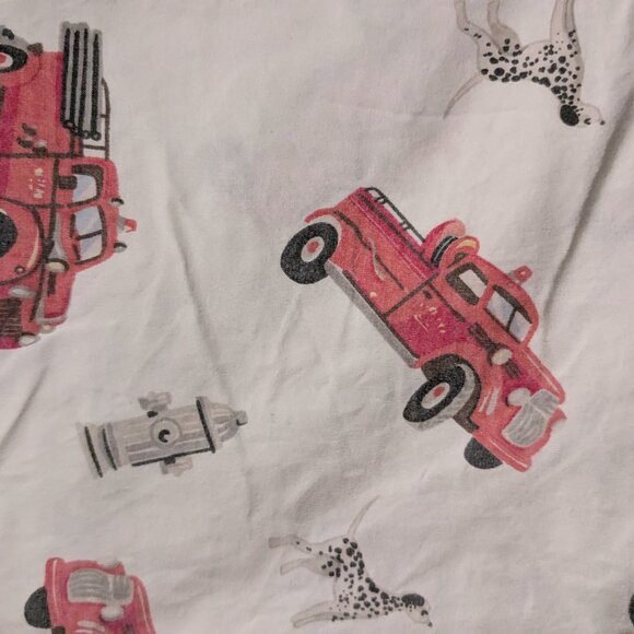 Pottery Barn Kids 100% Cotton Firetrucks Twin Sheet Set - Picture 11 of 12
